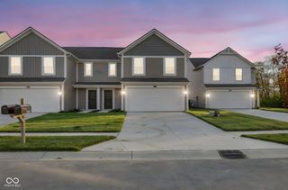 10807 Penwell Way, Indianapolis, IN 46235