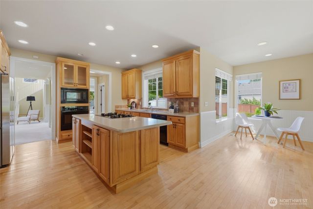 11003 64th NW Avenue NW, Gig Harbor, WA 98332