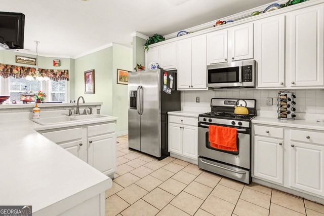 1041 Olive Drive, Hampton, GA 30228