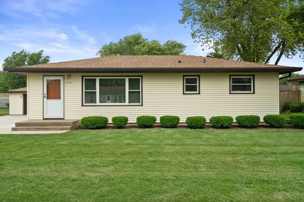 2900 Shady LANE, Racine, WI 53402