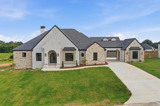 5 Taryn Trail, Greenbrier, AR 72058
