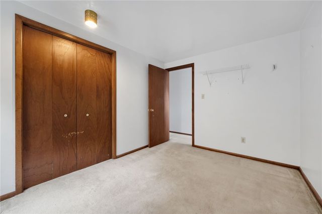 261 Shasta Dr, Plum Boro, PA 15239