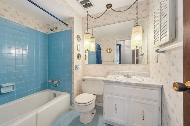 261 Shasta Dr, Plum Boro, PA 15239