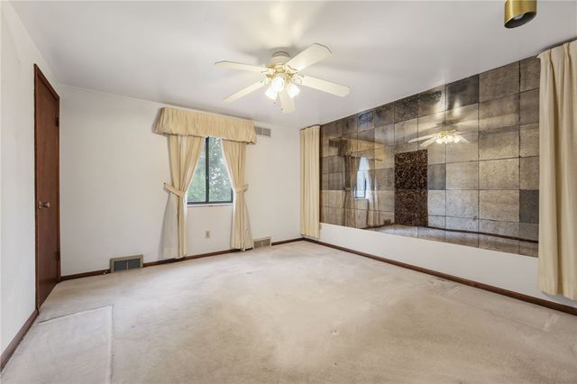 261 Shasta Dr, Plum Boro, PA 15239