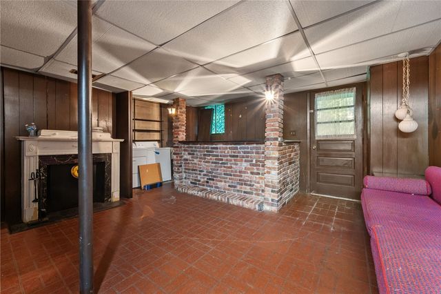 261 Shasta Dr, Plum Boro, PA 15239