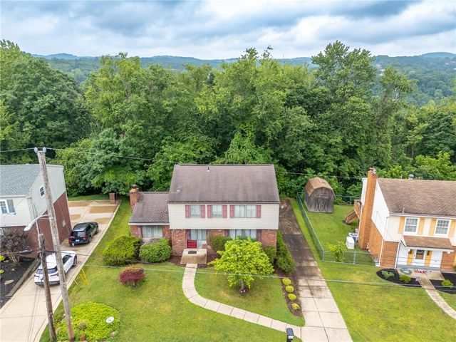261 Shasta Dr, Plum Boro, PA 15239
