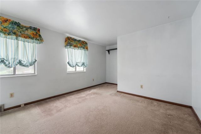 261 Shasta Dr, Plum Boro, PA 15239