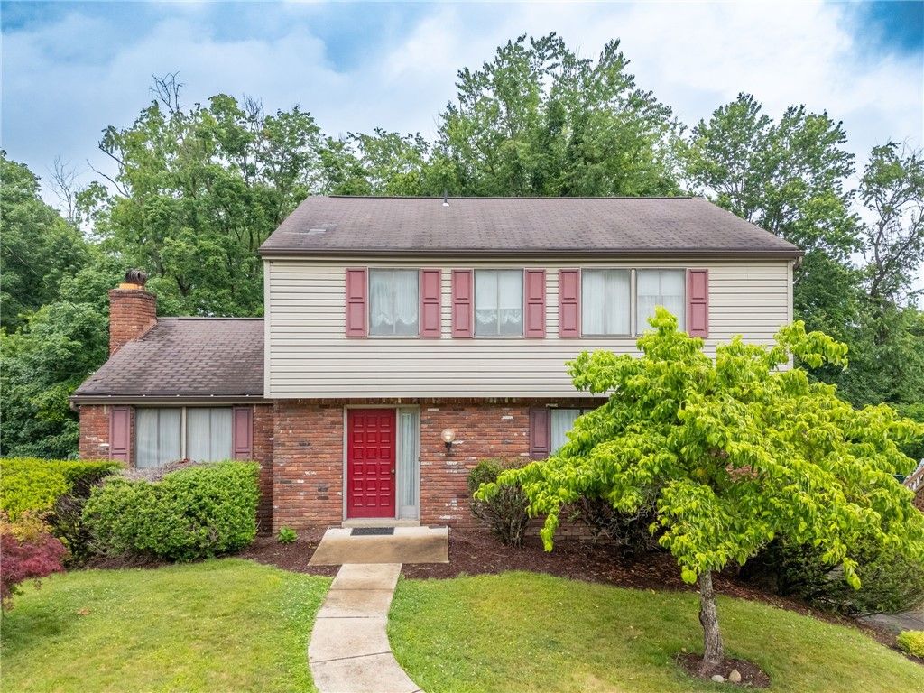 261 Shasta Dr, Plum Boro, PA 15239