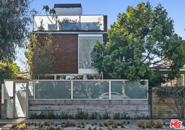 1220 Cabrillo Avenue, Venice (los Angeles), CA 90291