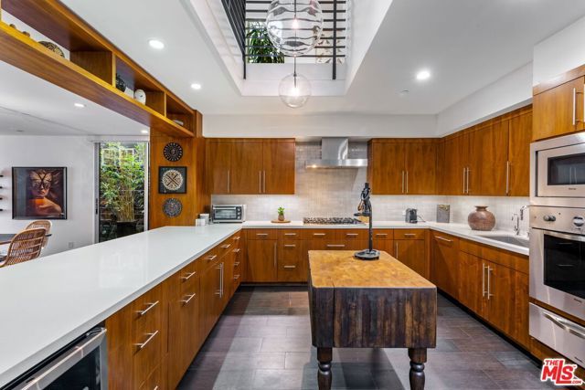 1220 Cabrillo Avenue, Venice (los Angeles), CA 90291