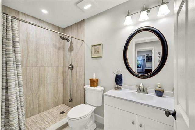 1737 Serenity LN, Sanibel, FL 33957