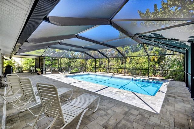 1737 Serenity LN, Sanibel, FL 33957