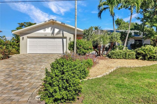 1737 Serenity LN, Sanibel, FL 33957