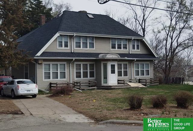 2322 Read Street, Omaha, NE 68112