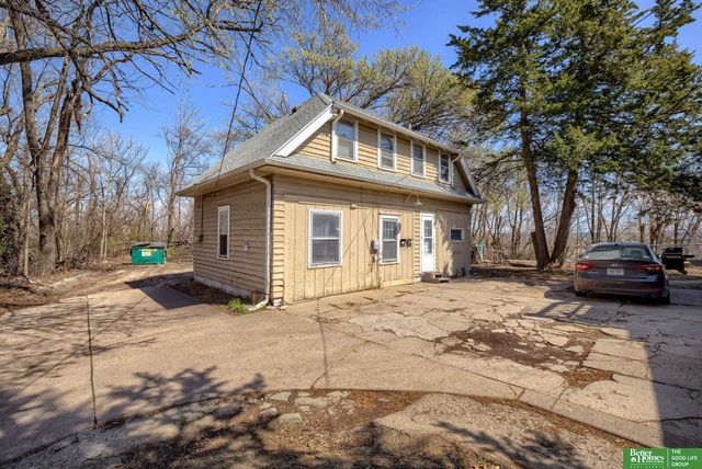 2322 Read Street, Omaha, NE 68112