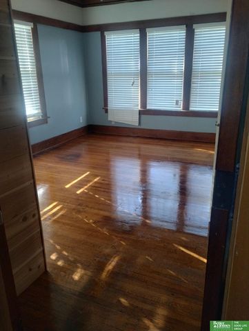 2322 Read Street, Omaha, NE 68112