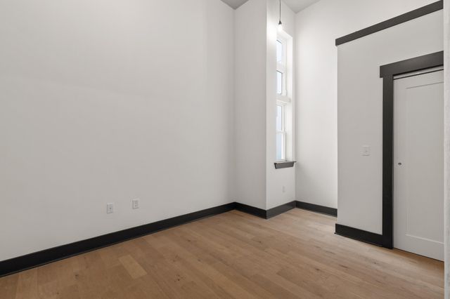 2424 E 18th Street, Chattanooga, TN 37404