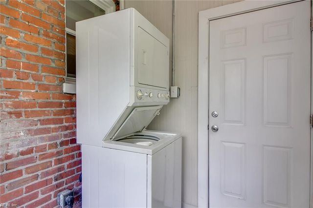 720 Redgate Ave Apt 3, Norfolk, VA 23507