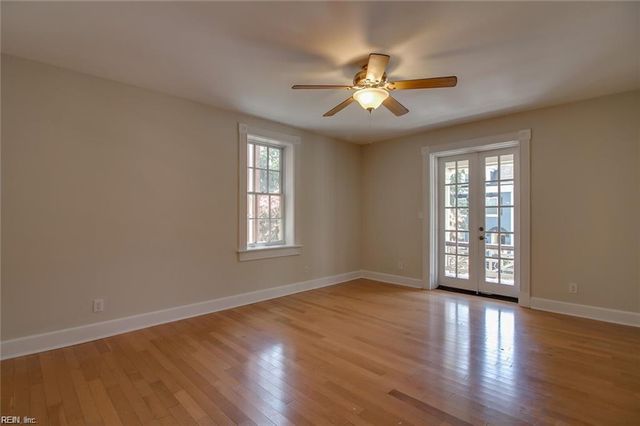 720 Redgate Ave Apt 3, Norfolk, VA 23507