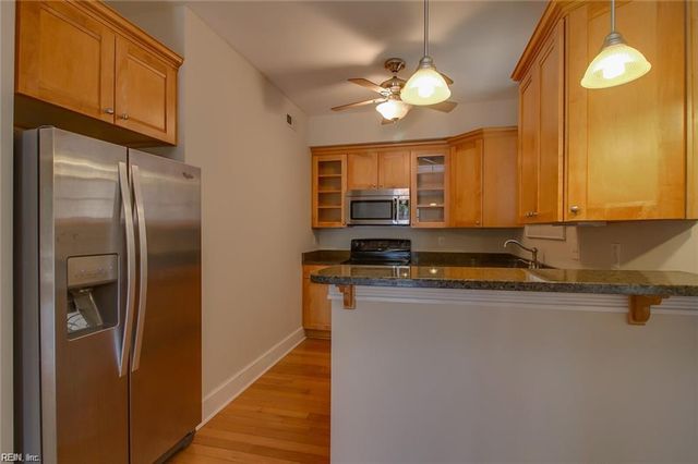 720 Redgate Ave Apt 3, Norfolk, VA 23507