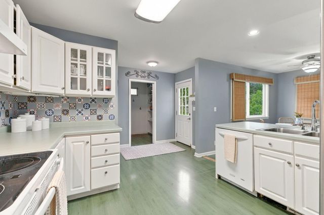 717 Memorial Parkway SW, Rochester, MN 55902