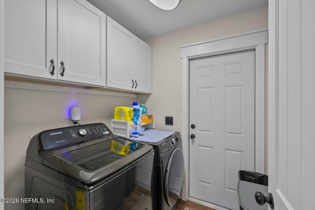 240 WHIRLWIND Loop, Hawthorne, FL 32640