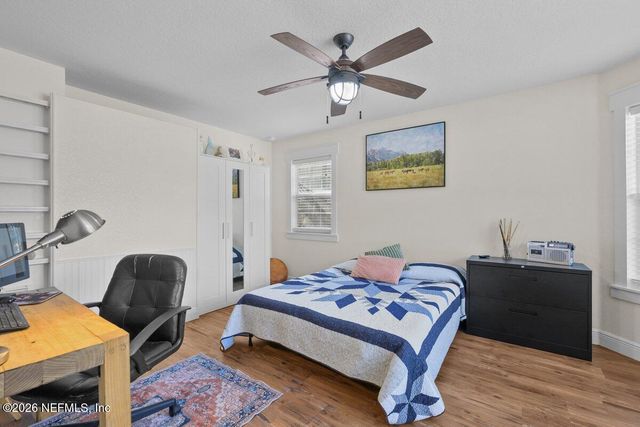 240 WHIRLWIND Loop, Hawthorne, FL 32640