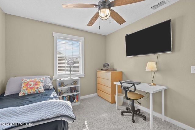 240 WHIRLWIND Loop, Hawthorne, FL 32640