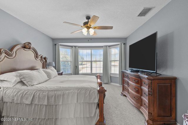 240 WHIRLWIND Loop, Hawthorne, FL 32640