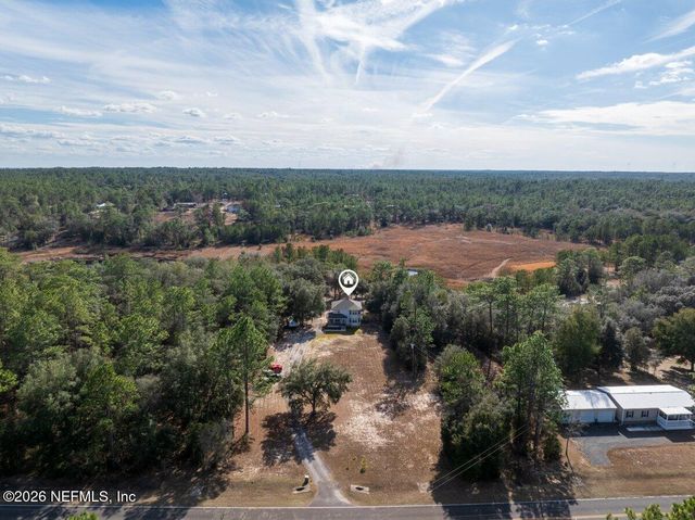 240 WHIRLWIND Loop, Hawthorne, FL 32640