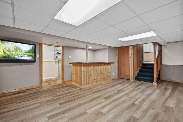 1045 Heather Lane, Munster, IN 46321
