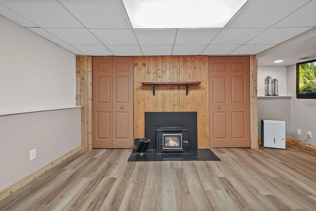 1045 Heather Lane, Munster, IN 46321