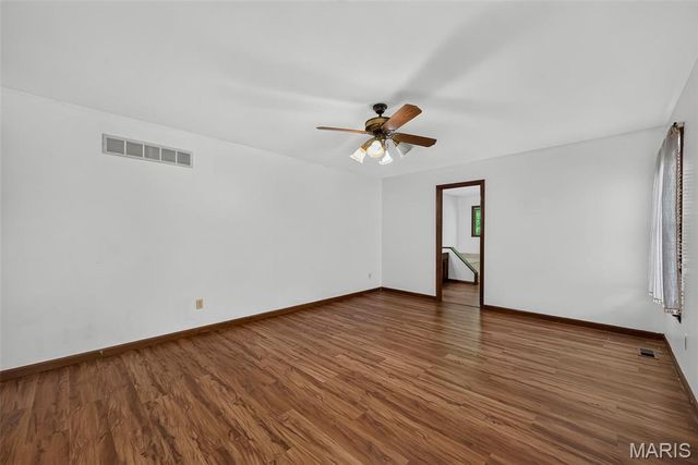 171 Hunters Pointe Drive, St Charles, MO 63304