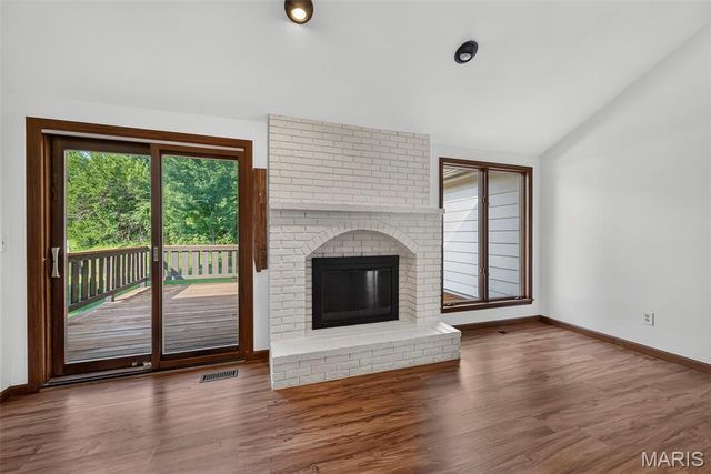 171 Hunters Pointe Drive, St Charles, MO 63304
