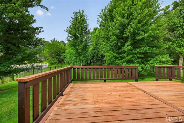 171 Hunters Pointe Drive, St Charles, MO 63304