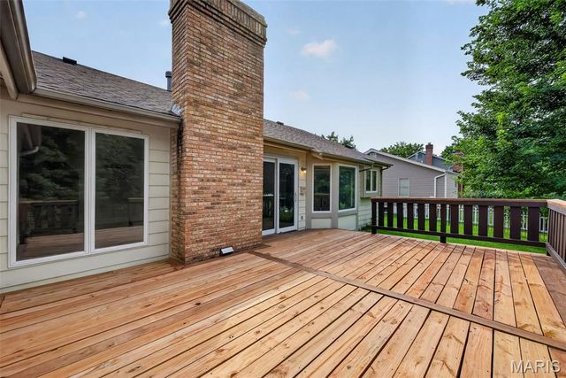 171 Hunters Pointe Drive, St Charles, MO 63304