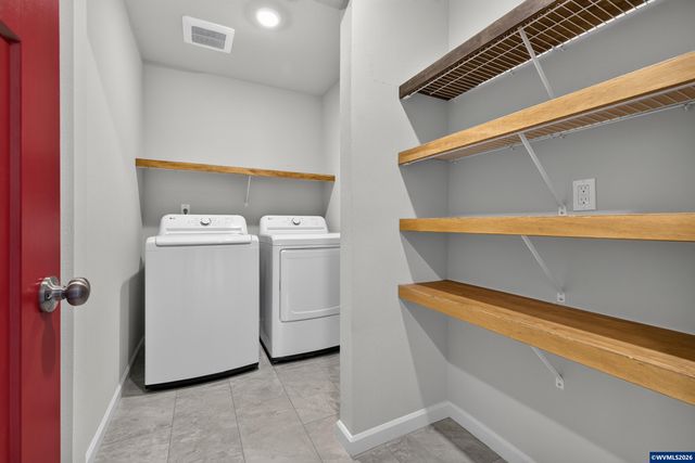 1567 Stasny Av SE, Albany, OR 97322