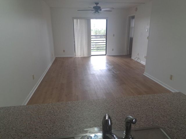 2711 NW 104th Avenue NW 405, Sunrise, FL 33322