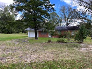 7319 LA-117, Leesville, LA 71446