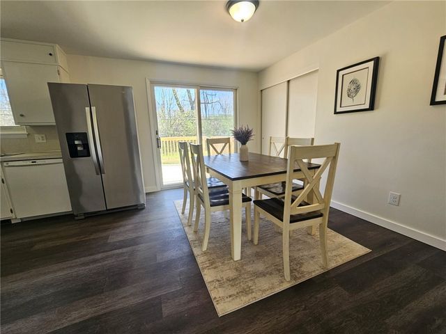 48 Vollmer Parkway, Henrietta, NY 14623