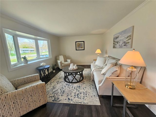 48 Vollmer Parkway, Henrietta, NY 14623