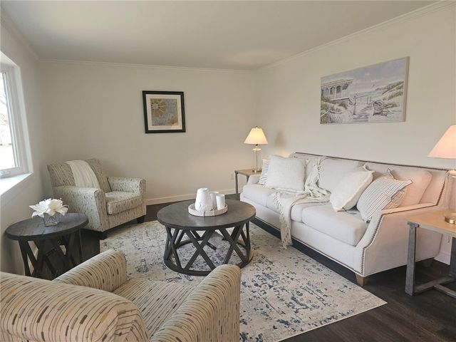48 Vollmer Parkway, Henrietta, NY 14623