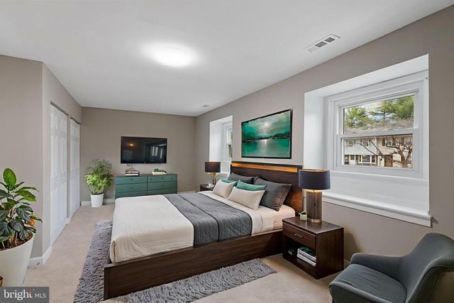 18 W ORNDORFF DR E, Brunswick, MD 21716