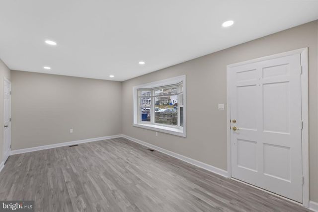 18 W ORNDORFF DR E, Brunswick, MD 21716