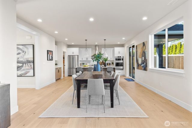 33 213th Place SW, Bothell, WA 98021