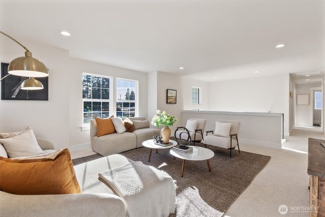 33 213th Place SW, Bothell, WA 98021