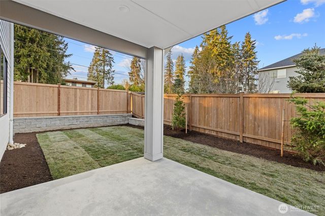 33 213th Place SW, Bothell, WA 98021