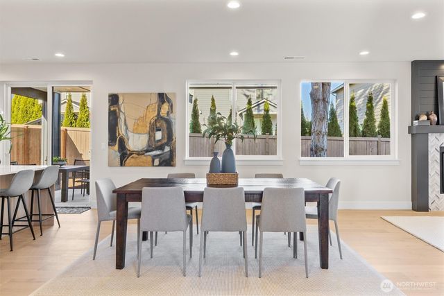 33 213th Place SW, Bothell, WA 98021