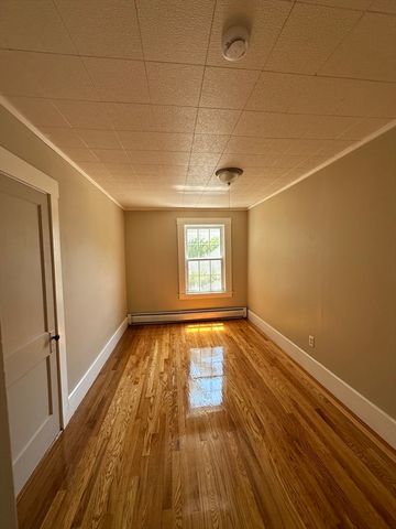 7 Buxton Court 7, Andover, MA 01810