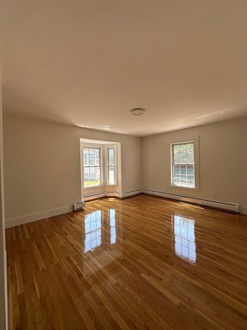7 Buxton Court 7, Andover, MA 01810